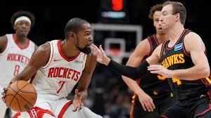 北京男篮8分不敌深圳 球迷质疑